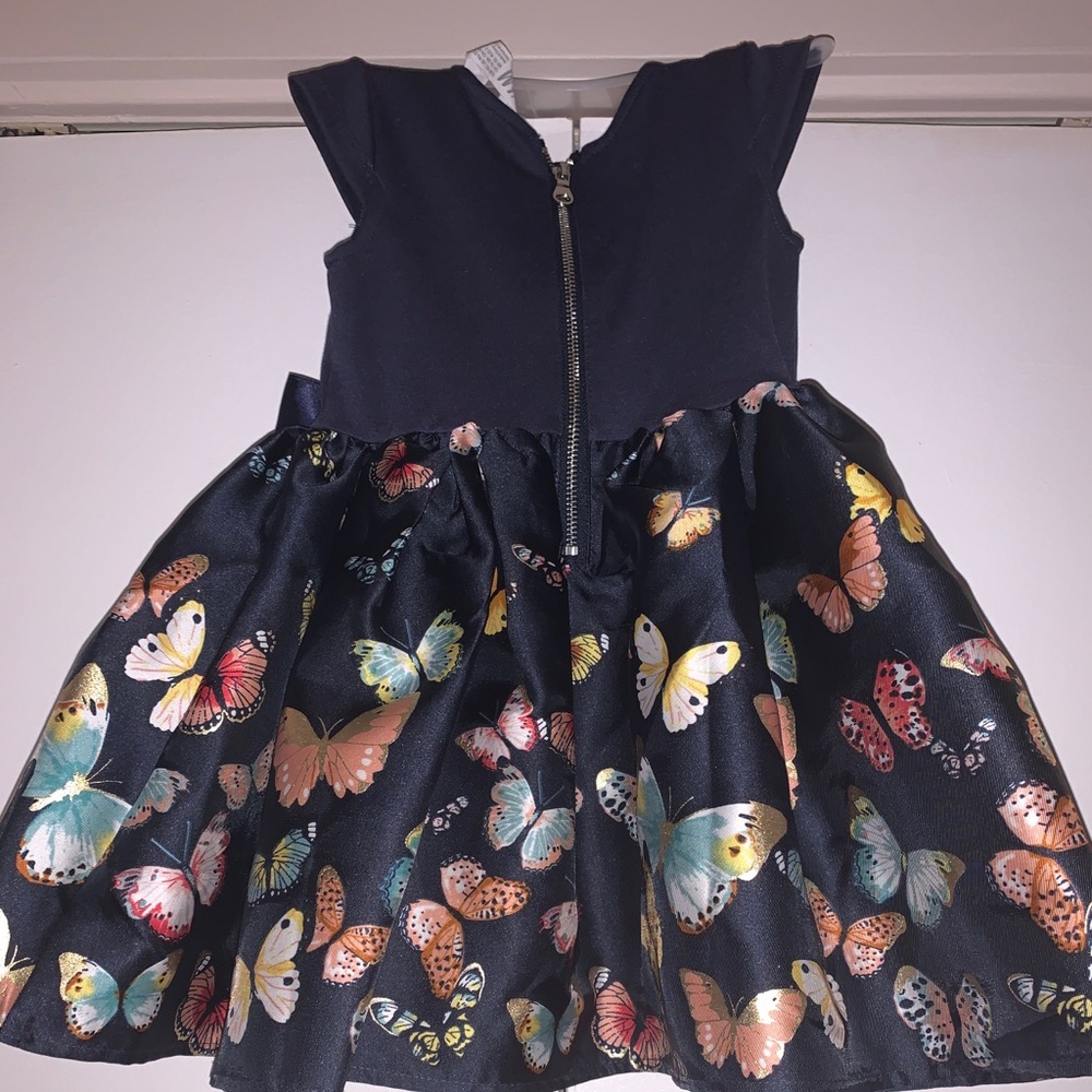 Dress - Picture 2 of 2